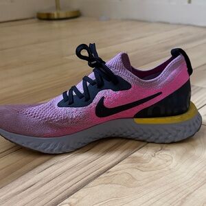 Nike Women's Pink and Black Athletic Shoes